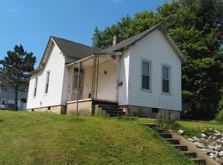 607 Sycamore St, Washington, IN 47501