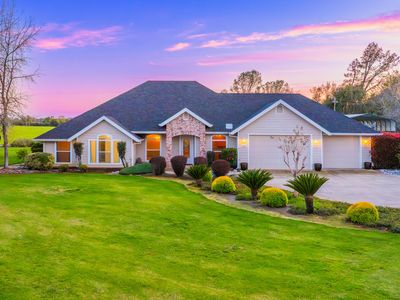 13026 Spring Lake St, Redding, CA, 96003