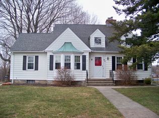 27 Center St, Prospect, CT 06712