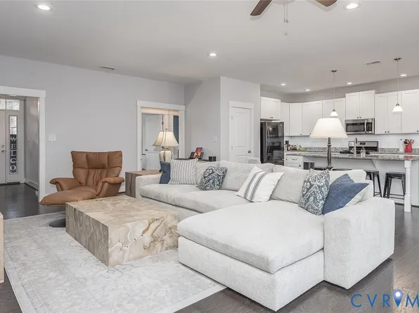 11038 Kings Pond Dr, Providence Forge, VA 23140
