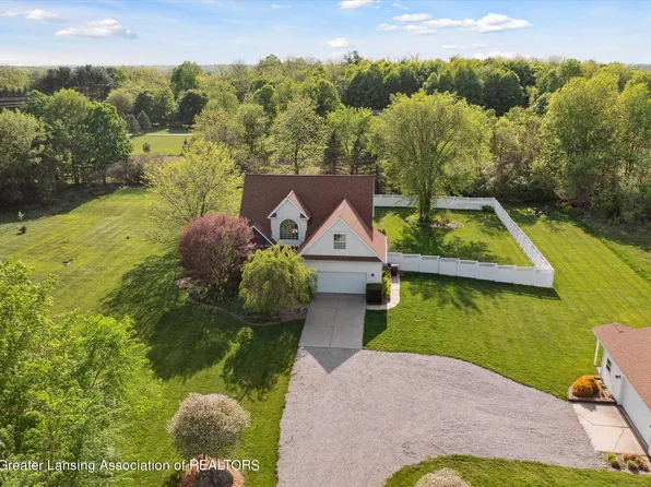 1906 S Royston Rd, Eaton Rapids, MI 48827