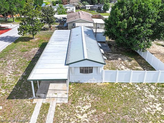 3rd image of 126 Ridge Manor Dr