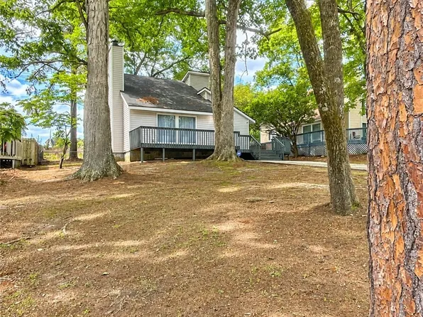 5721 Waterwood Dr NE, Fayetteville, NC 28314