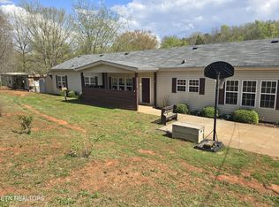 1016 Whites Mill Rd, Maryville, TN 37803