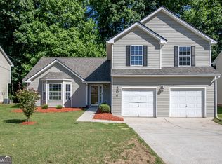 504 Pecan Wood Cir, Fairburn, GA 30213