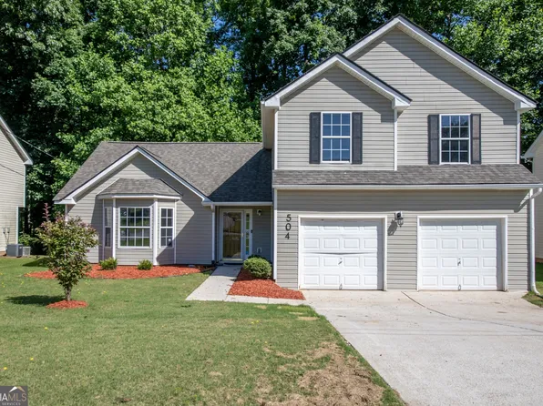 504 Pecan Wood Cir, Fairburn, GA 30213