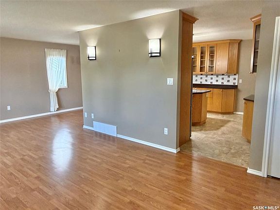 3rd image of 125 2nd STREET E