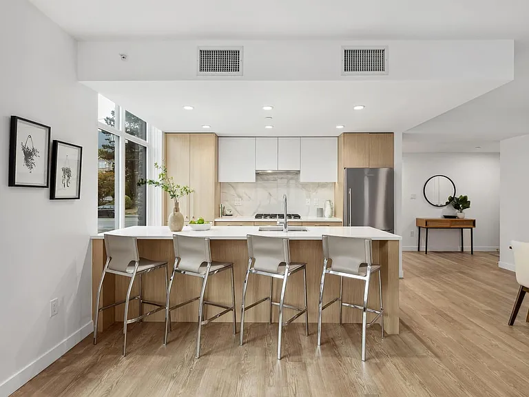 2100 Bellevue Ave #B-101 — Photo 18