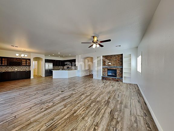 5th image of 8135 W Deanna Dr