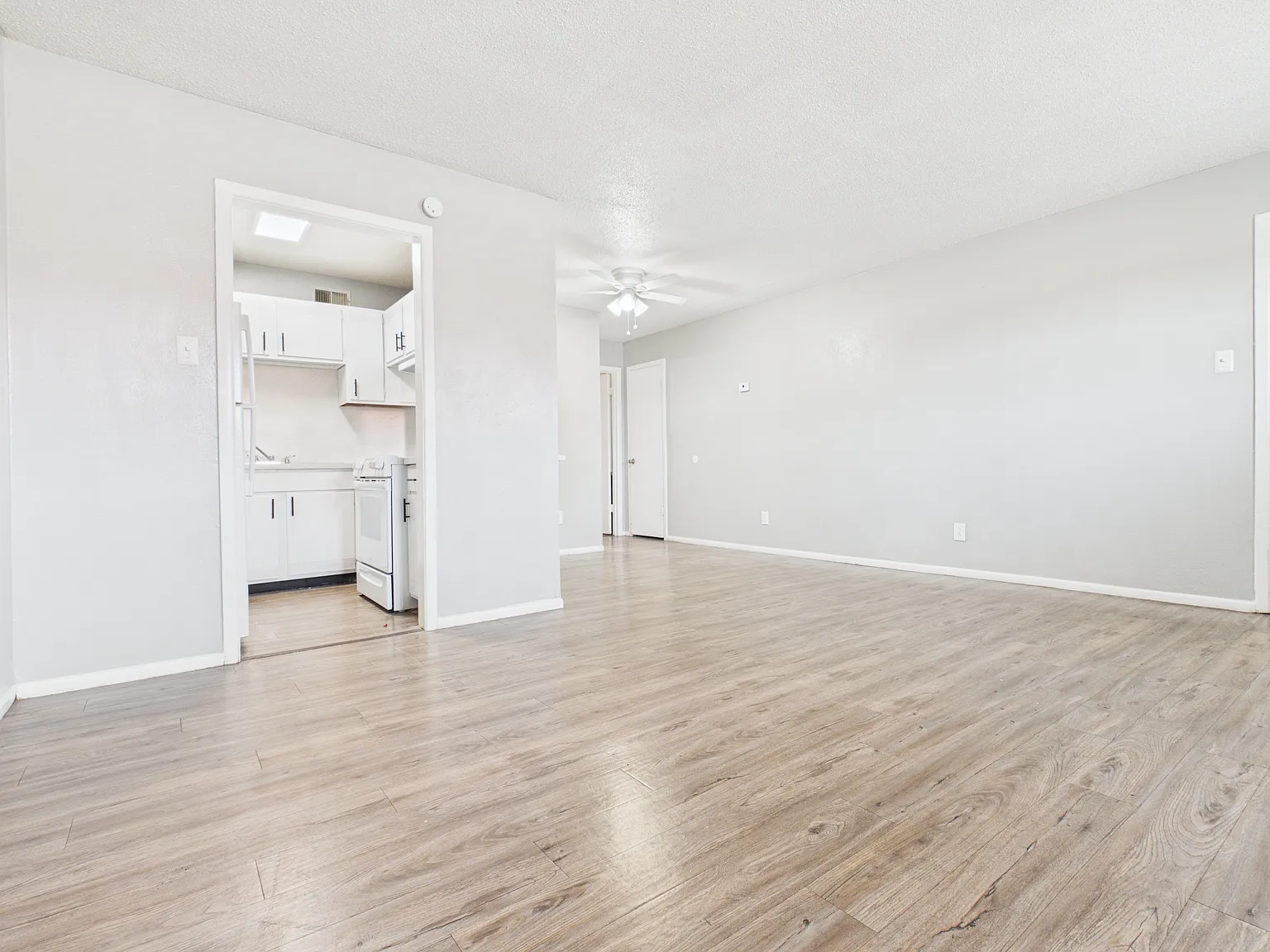 Tanglewood Apartments — Photo 2