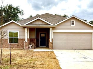 252 Bunting Ln, Bertram, TX 78605