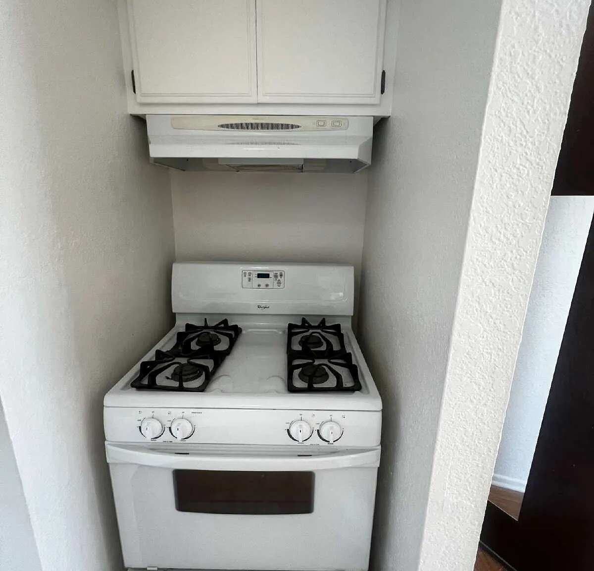 2 bed, 1.0 bath, 850 sqft, $2,550 — Photo 4