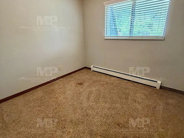 1628 Azalea Dr #2 — Photo 13