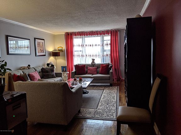 4th image of 145 Lincoln Ave APT 6H