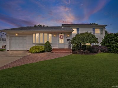 66 Marie Place, Massapequa, NY, 11758