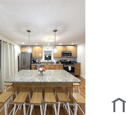 1st image of 1 Glover Pl APT 2