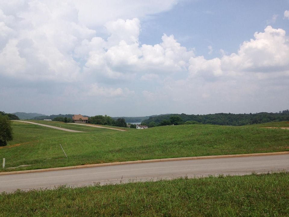 2nd image of 200 Partridge Dr