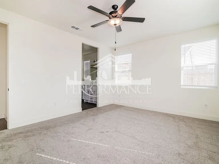 6611 Glacier Bay St — Photo 7