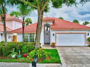 10166 Aqua Vista Way, Boca Raton, FL 33428