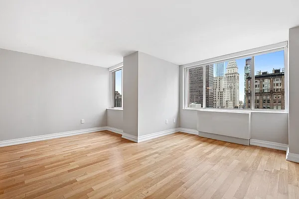 Rented by Greystar | media 9