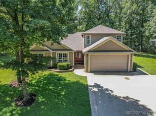 326 Bloomington Dr, Lake Ozark, MO 65049