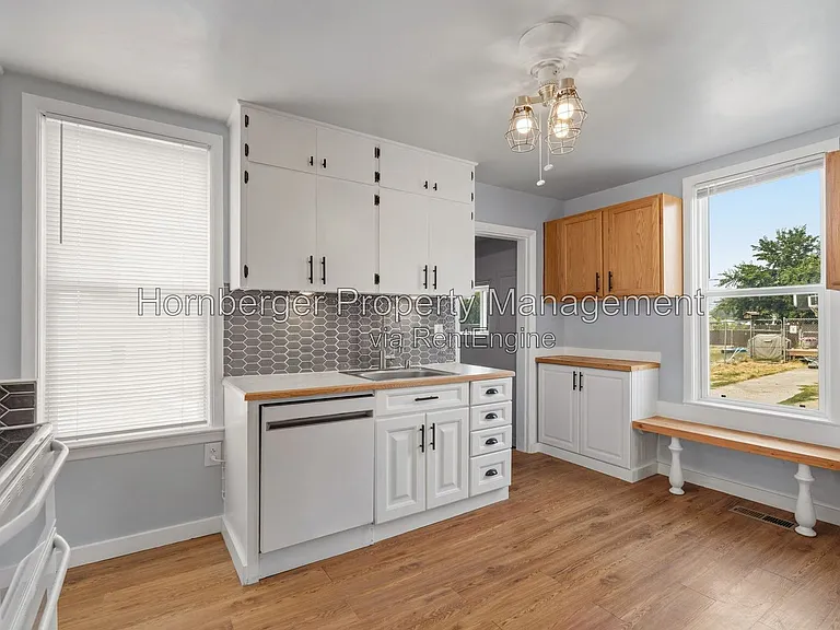 3502 E Jackson Ave — Photo 10