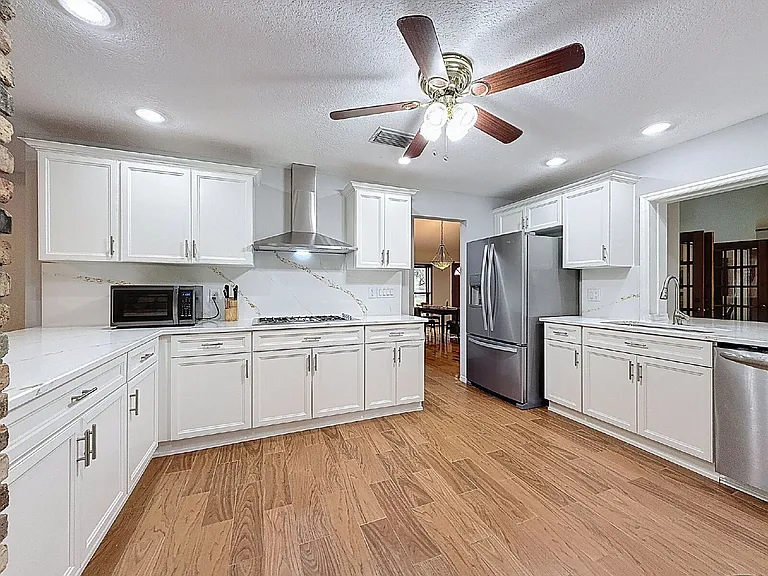 1055 Riverside Ridge Rd — Photo 35