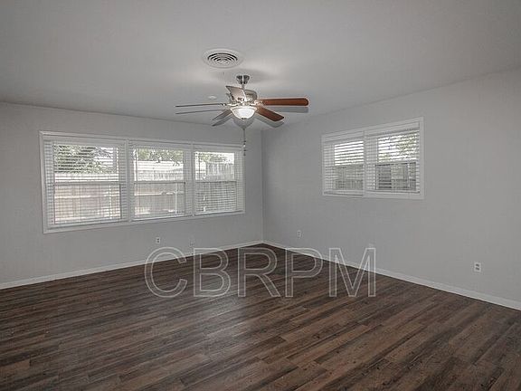 2nd image of 4924 17th St