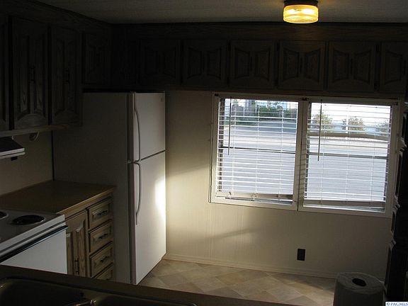 4th image of 7901 W Clearwater Ave Unit 169