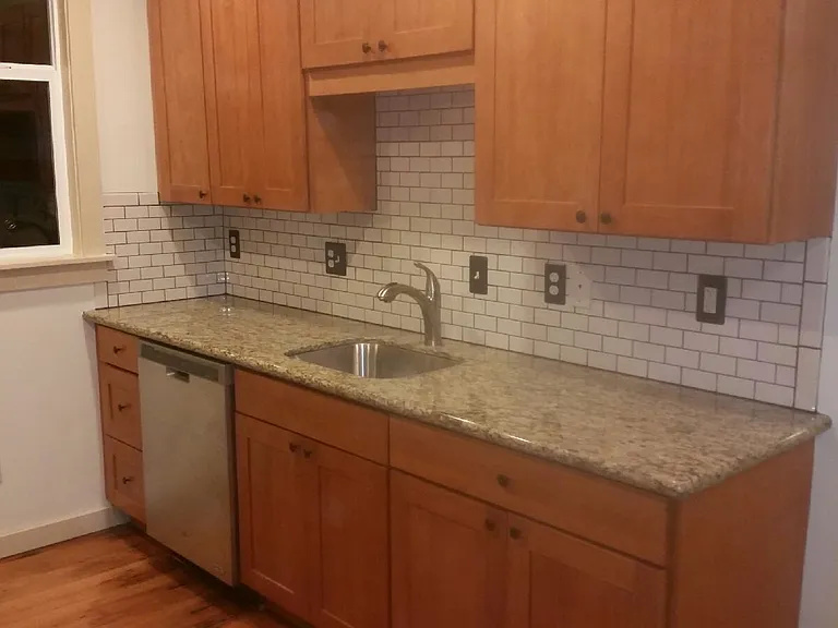 4124 S 3rd Ave — Photo 1