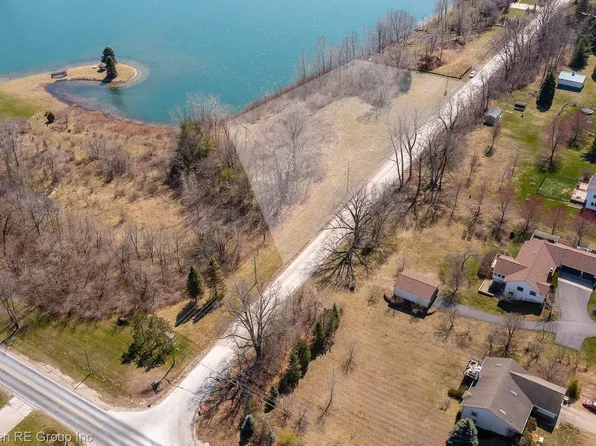 9075 Crane Rd, Milan, MI 48160