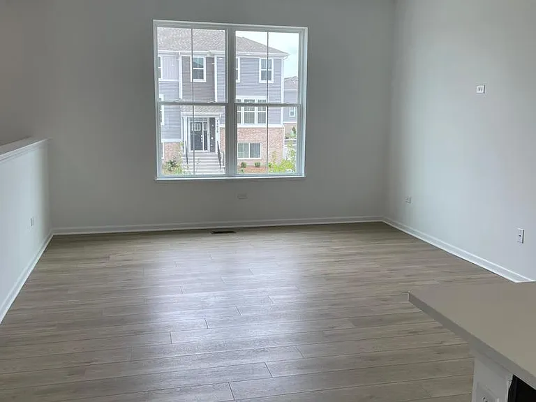 14936 S McCarthy Cir — Photo 5