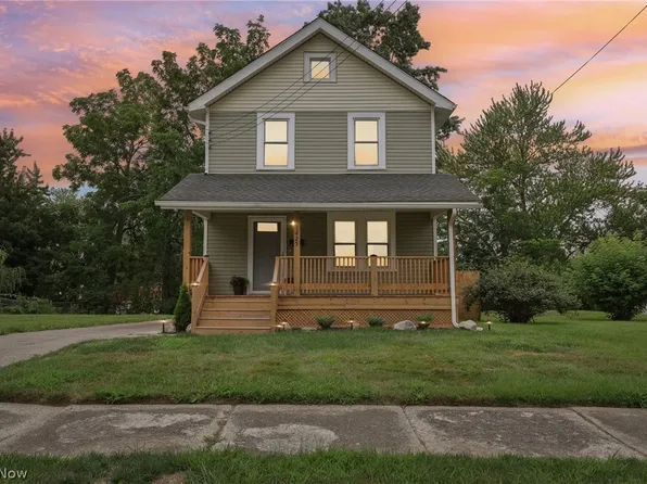 1425 Bernice St, Akron, OH 44307
