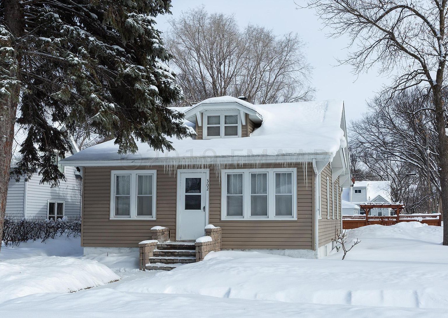 302 12th St N, Moorhead, MN 56560 Zillow