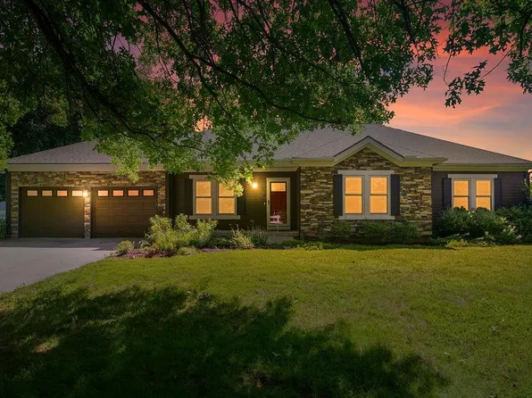 13223 N Virginia Ave, Smithville, MO 64089