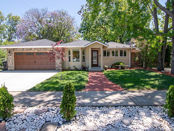 3rd image of 808 Lois Ave