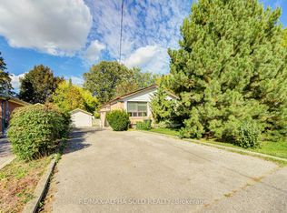 334 Moore Park Ave, Toronto, ON M2R 2R6