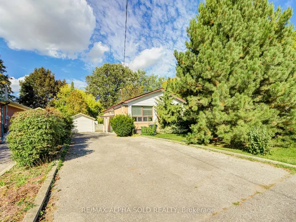 334 Moore Park Ave, Toronto, ON M2R 2R6