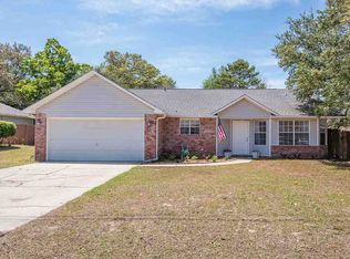 2713 Woodbury Ct, Navarre, FL 32566