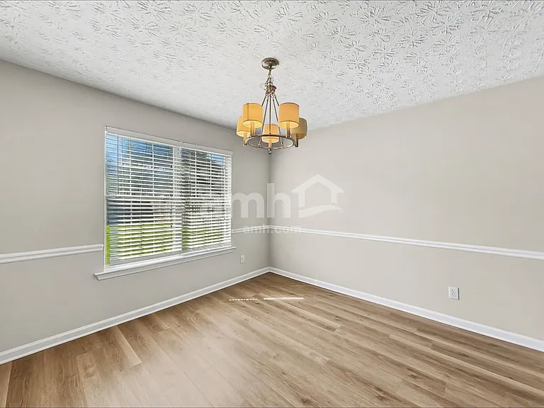 170 Labrea Blvd — Photo 6