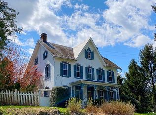 1402 State St, Mertztown, PA 19539