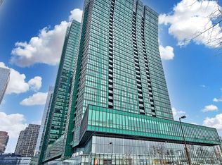 9 Bogert Ave #3508, Toronto, ON M2N 0H3