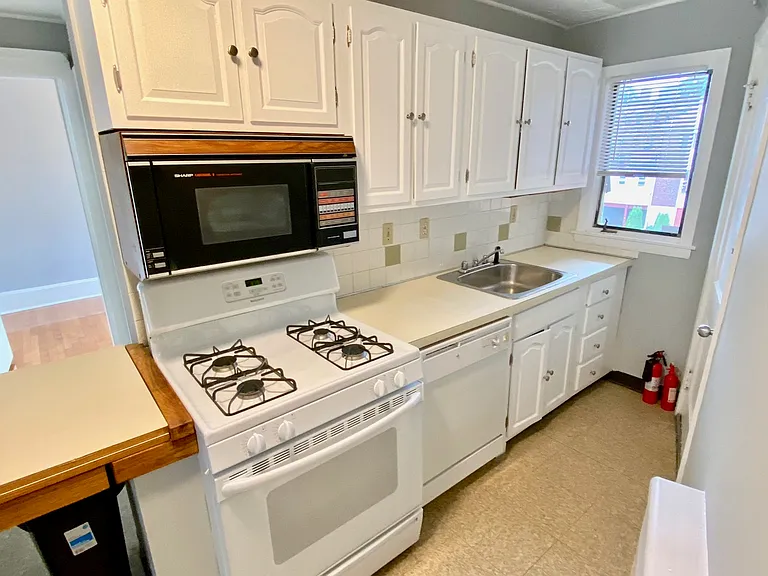 1730 Commonwealth Ave #5 — Photo 5