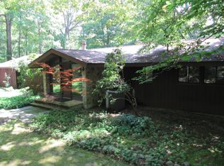 121 Old Mill River Rd, Pound Ridge, NY 10576