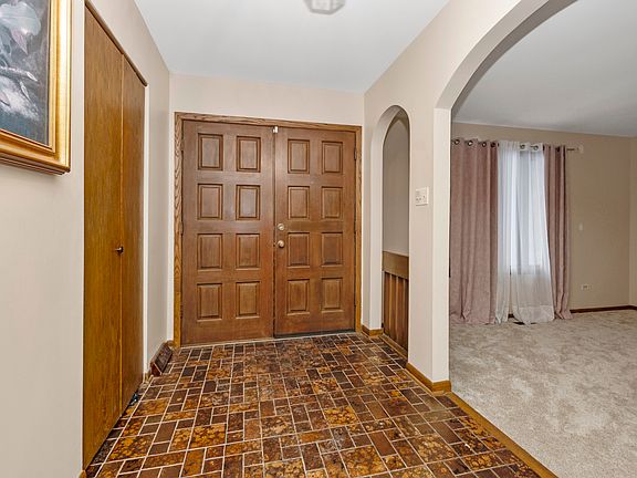 4th image of 1908 E 166th Pl