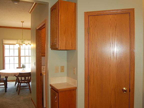 5th image of 2119 W 35th St