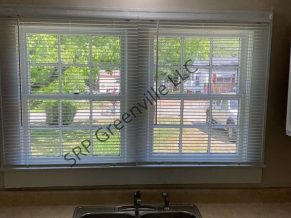 4th image of 15 Athelone Ave