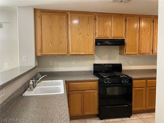 4th image of 4137 Buckland Ct