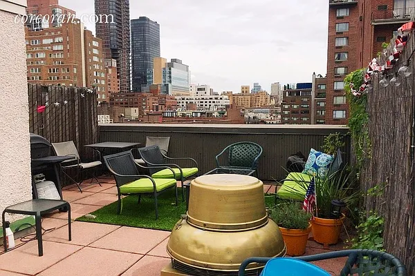 Rented by Corcoran | media 24