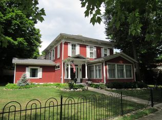 320 Lake St, Howell, MI 48843